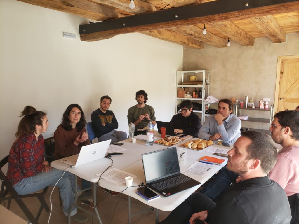 Reunió del Director General d'Economia Social, tècniques de la XAC i tècniques de l'Ateneu Cooperatiu de l'Alt Pirineu i Aran a la Tremolina el 8 de maig de 2025